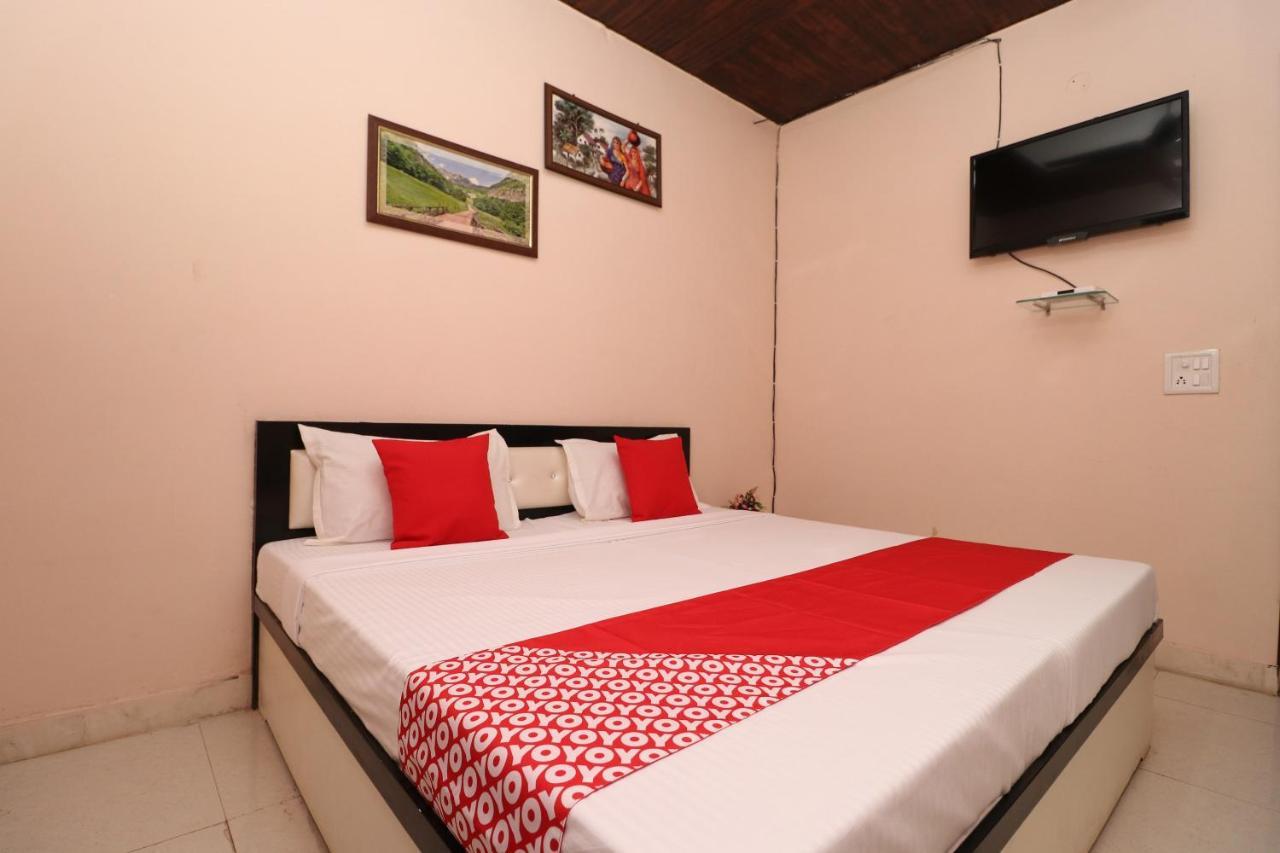 Oyo 28338 New Life Hotel Banur Exterior foto