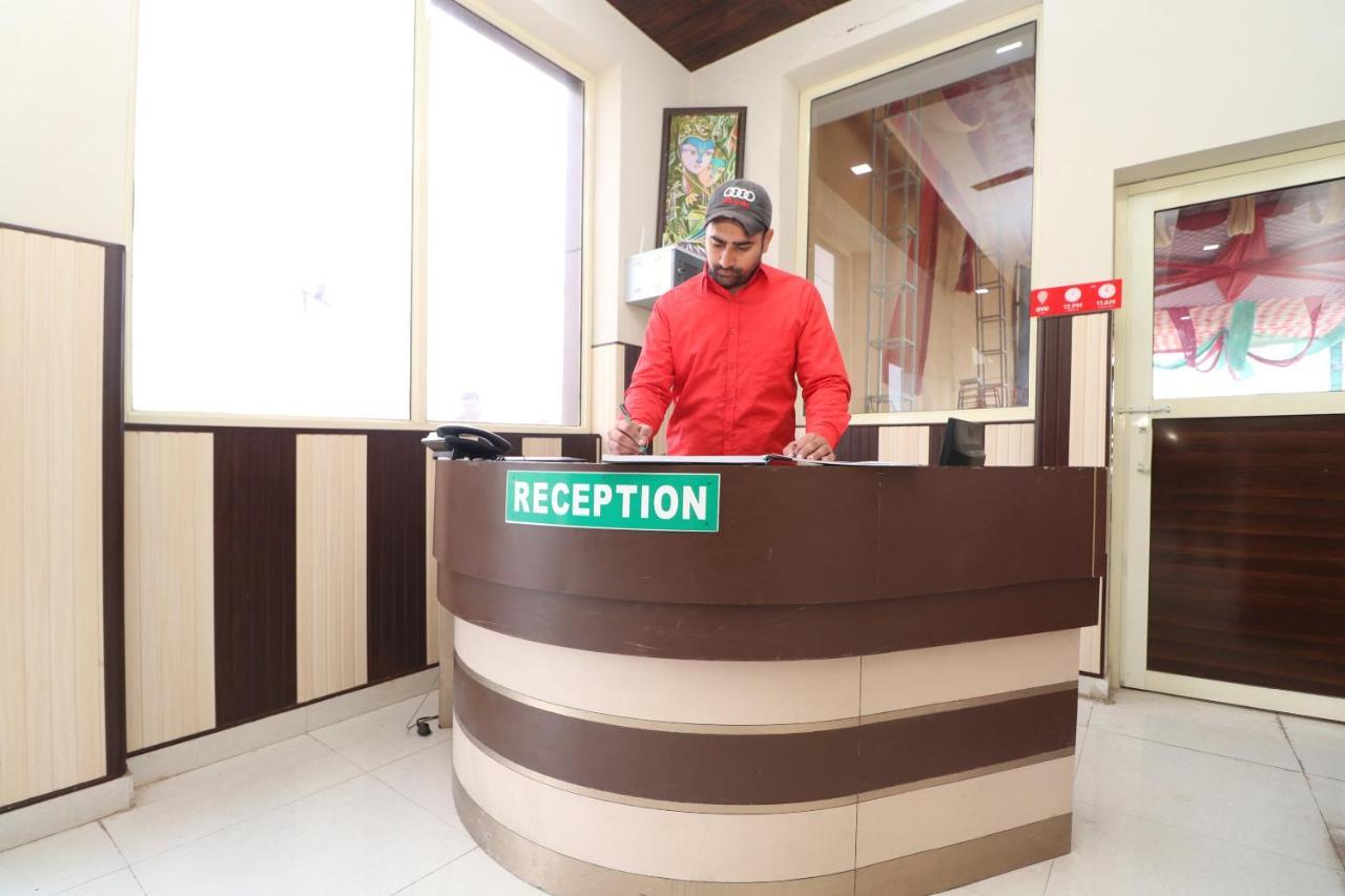 Oyo 28338 New Life Hotel Banur Exterior foto